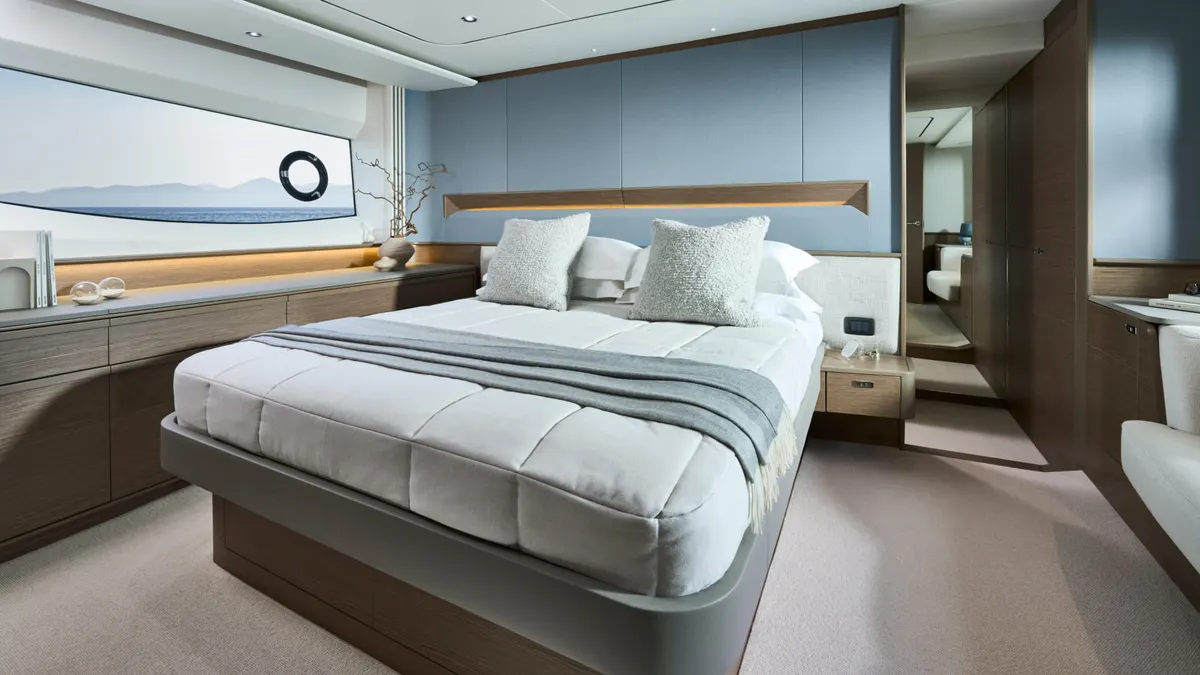Princess S65 — Exterior photo 13
