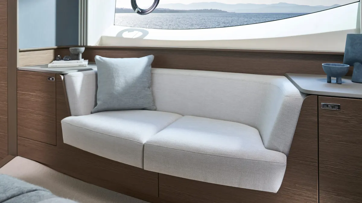 Princess S65 — Exterior photo 14