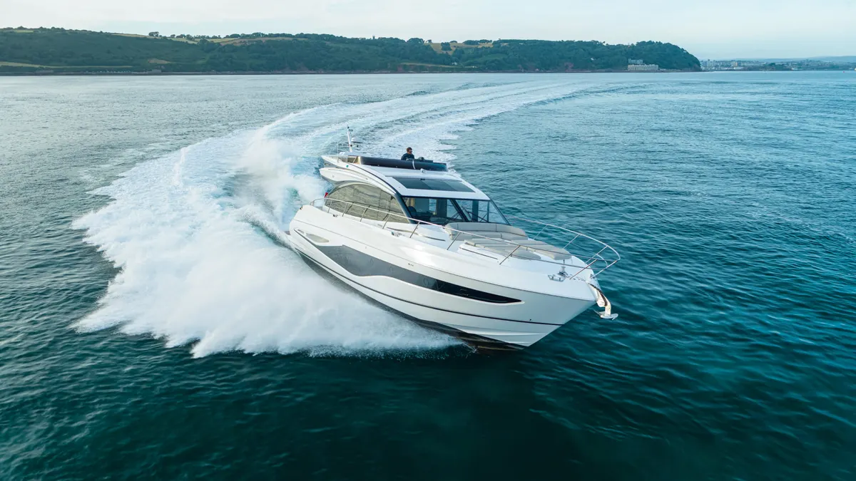 Princess S65 — Exterior photo 2