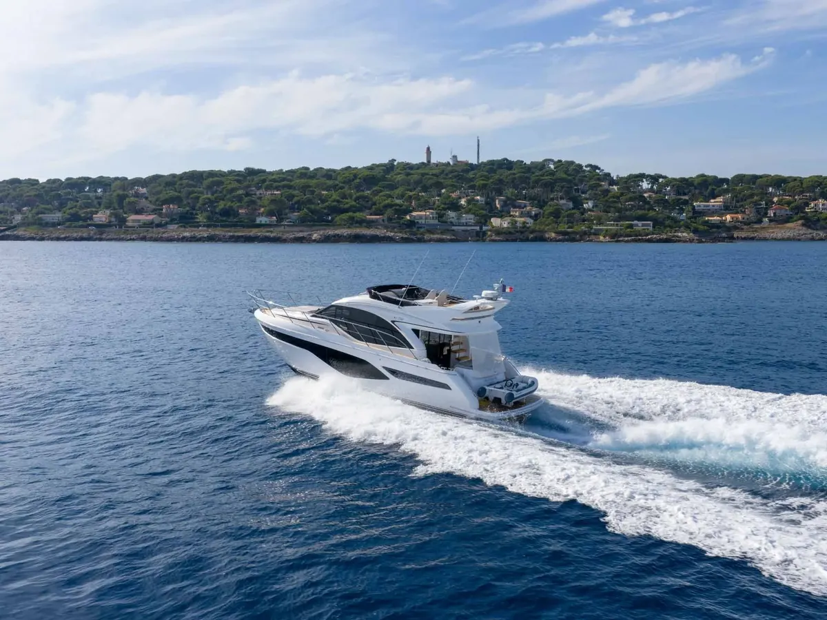 Princess F50 — Exterior photo 11