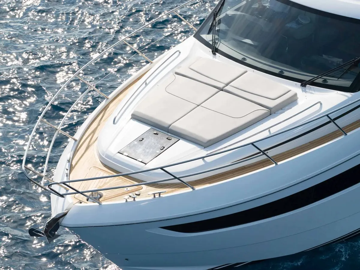 Princess F50 — Exterior photo 13