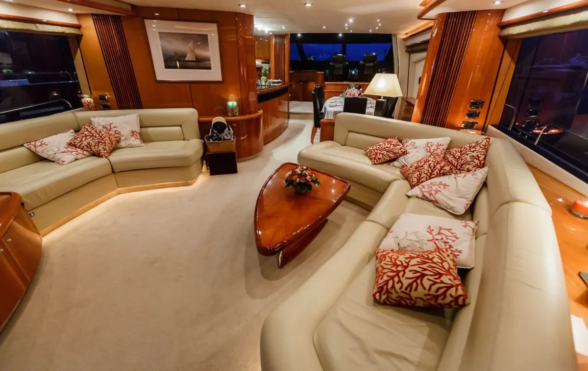 Sunseeker 82 Basya Nicoli — Interior photo 5