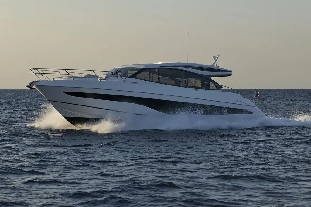 Princess V65 — Exterior photo 18