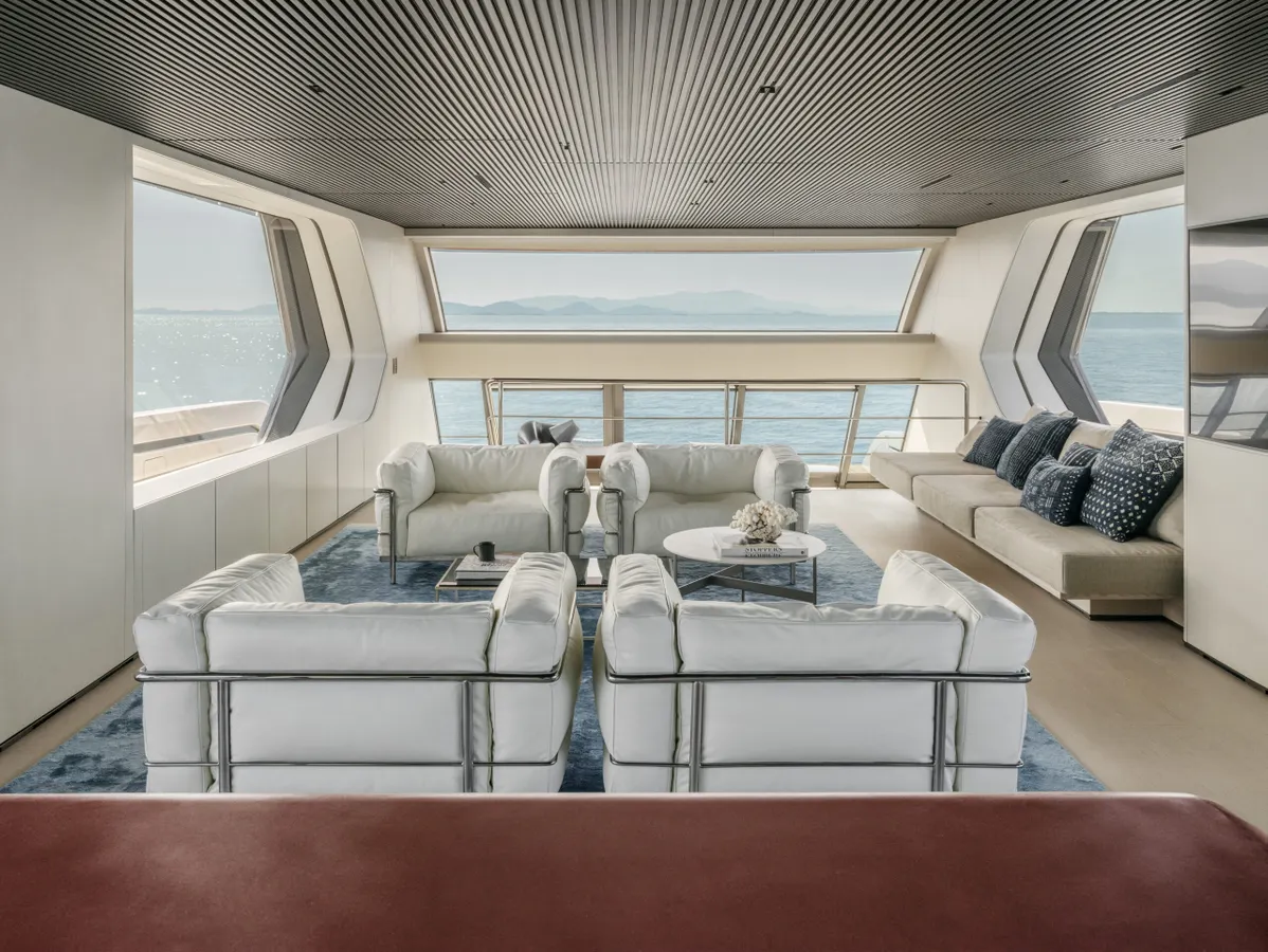 Sanlorenzo SP110 — Interior photo 7