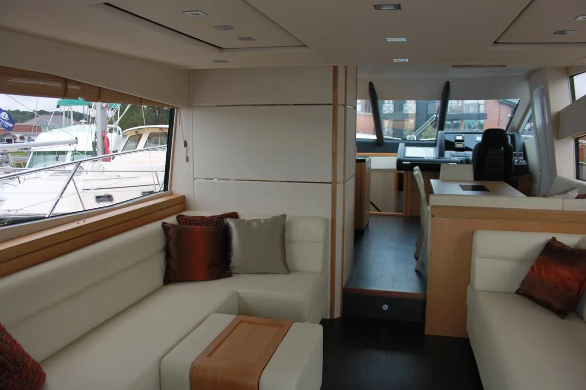 Sunseeker Manhattan 63 — Interior photo 2