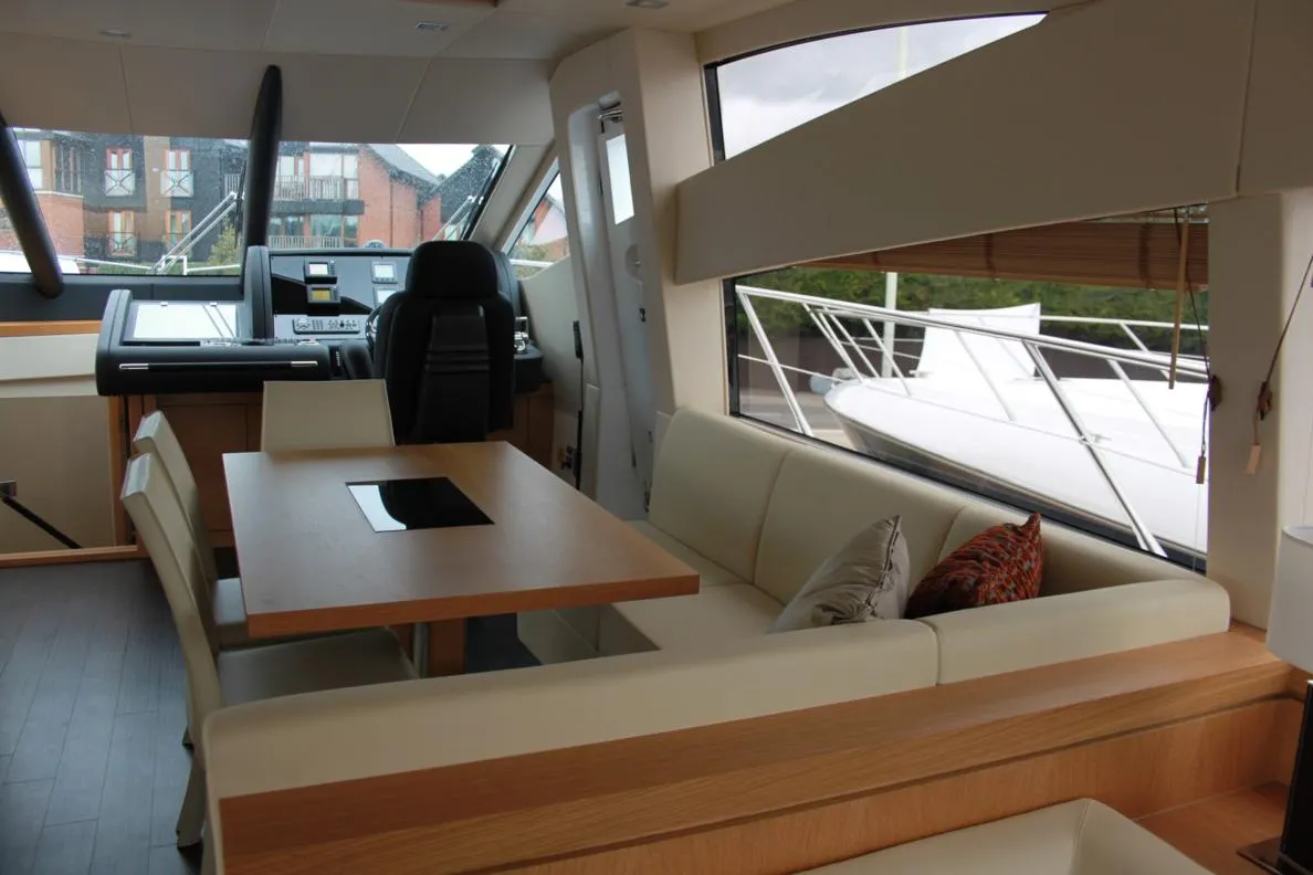 Sunseeker Manhattan 63 — Interior photo 3