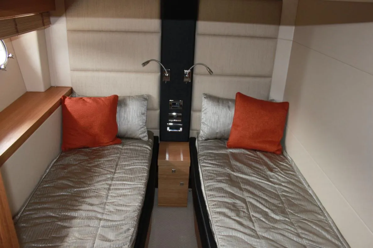 Sunseeker Manhattan 63 — Interior photo 14