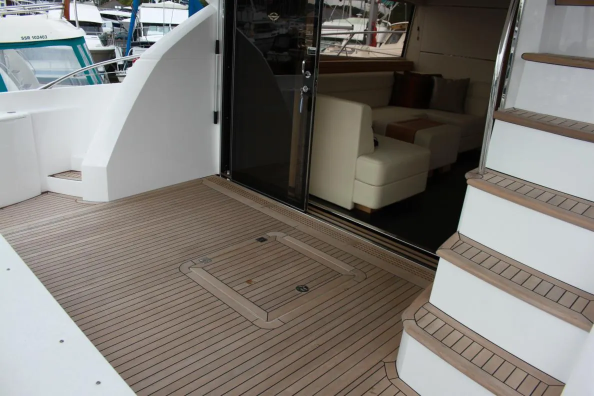 Sunseeker Manhattan 63 — Exterior photo 3