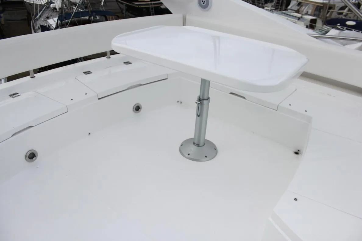 Sunseeker Manhattan 63 — Exterior photo 6