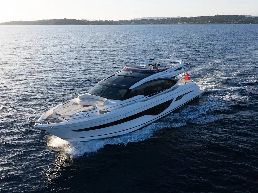 Princess S78 — Exterior photo 3