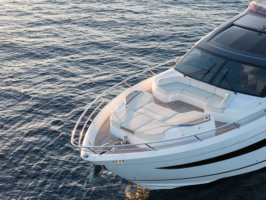 Princess S78 — Exterior photo 9
