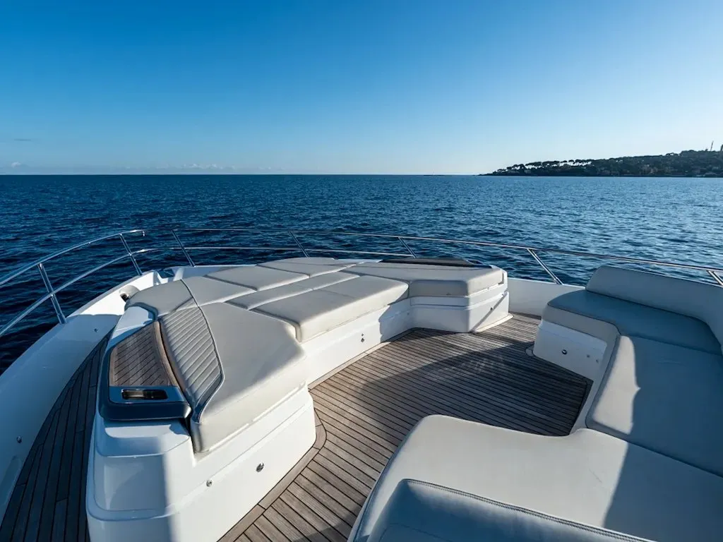 Princess S78 — Exterior photo 10