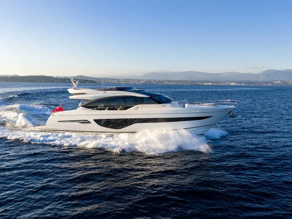 Princess S78 — Exterior photo 4