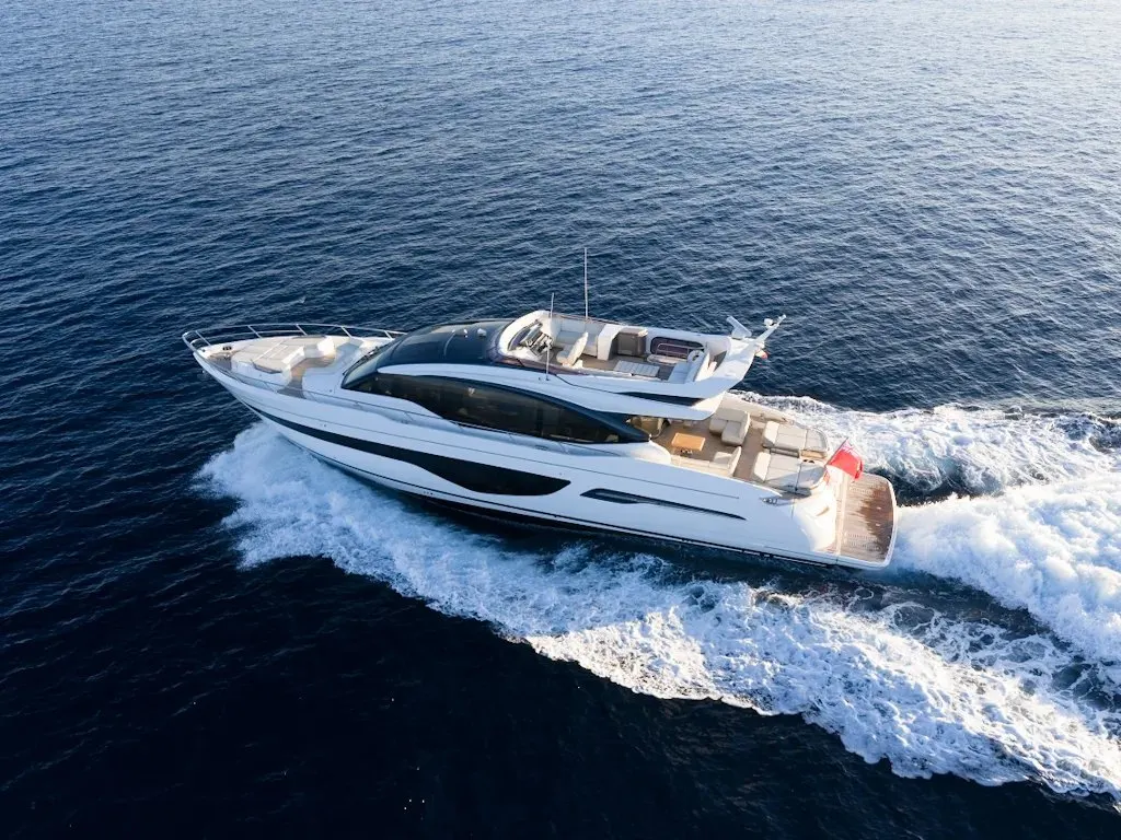 Princess S78 — Exterior photo 5