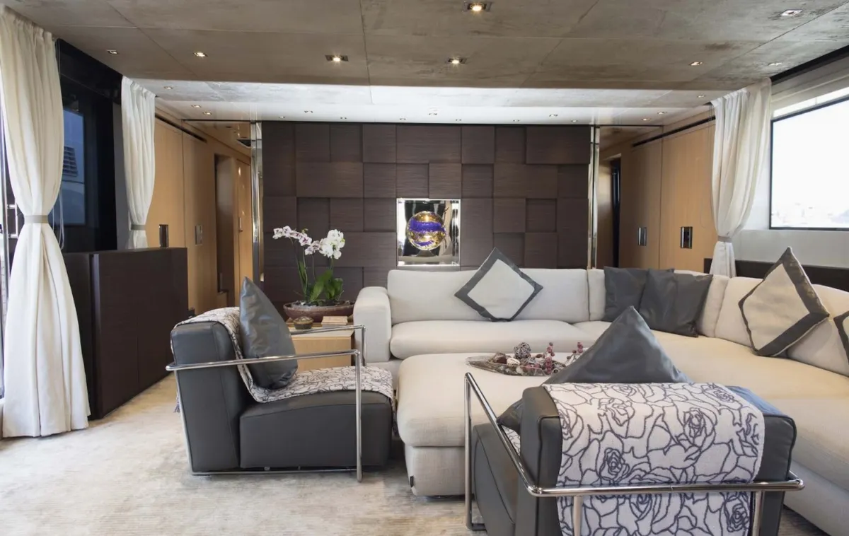 Sanlorenzo SL96 — Interior photo 5