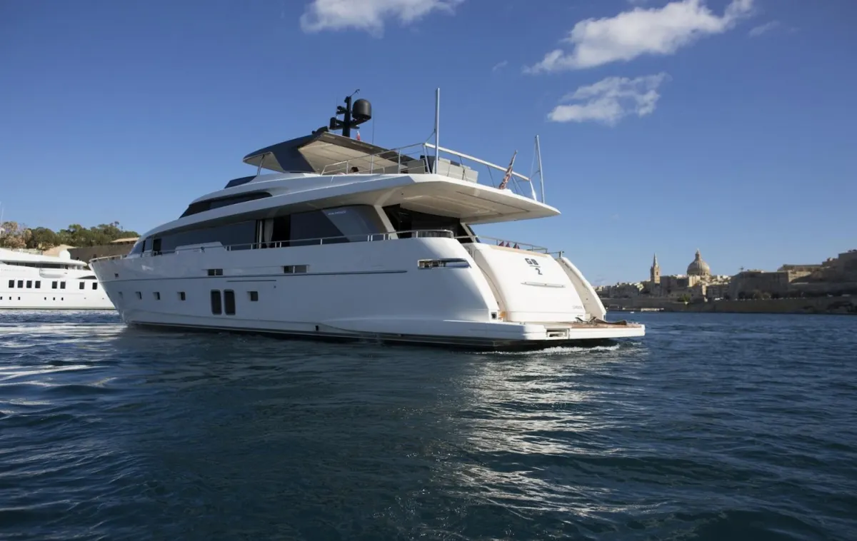 Sanlorenzo SL96 — Exterior photo 2