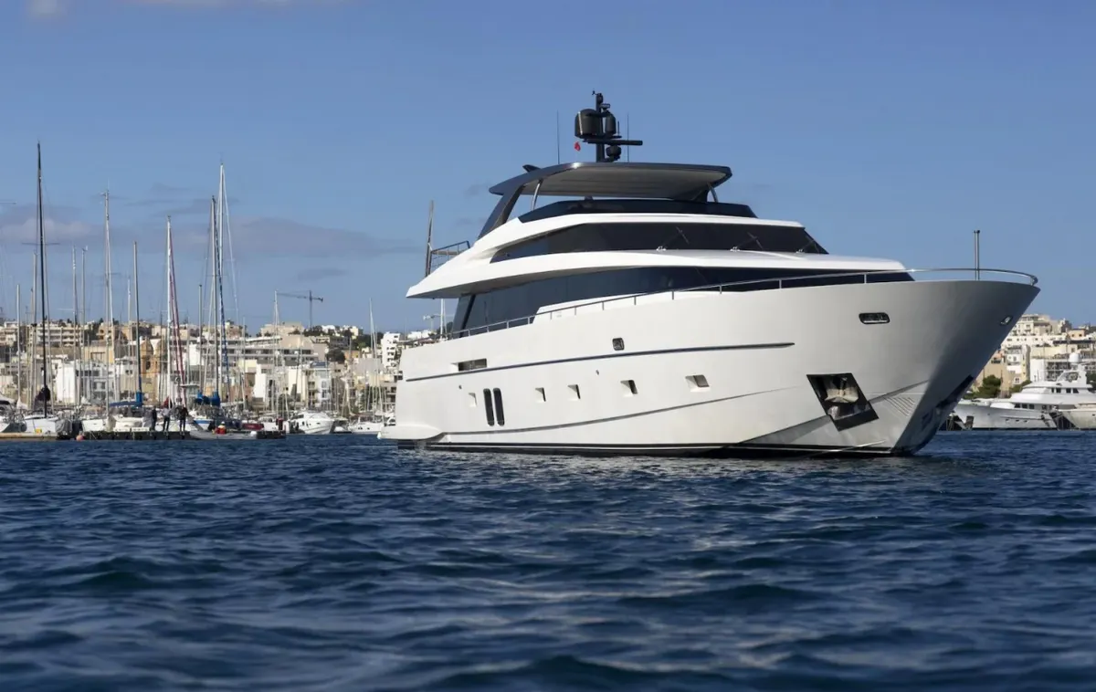 Sanlorenzo SL96 — Exterior photo 3
