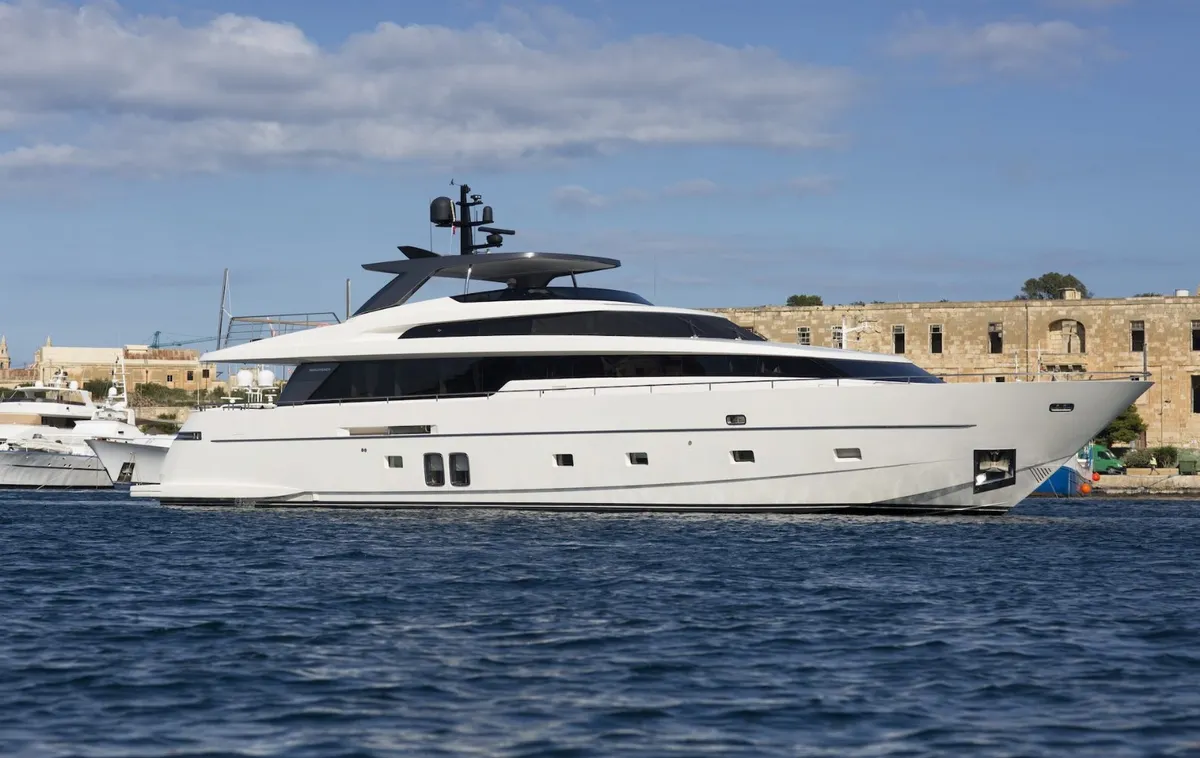 Sanlorenzo SL96 — Exterior photo 4