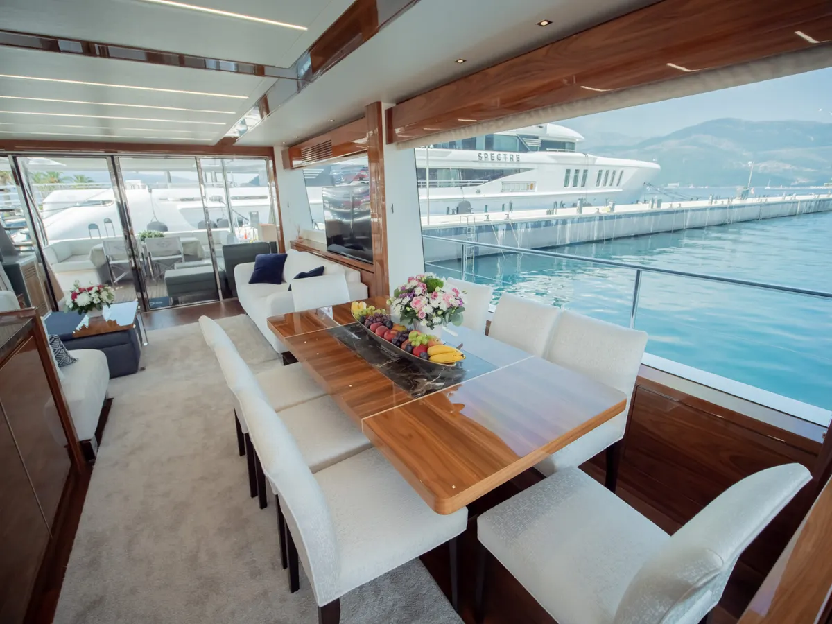 Sunseeker 76 — Interior photo 11