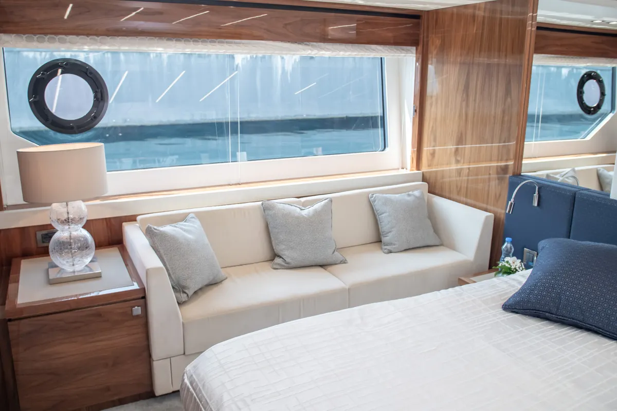 Sunseeker 76 — Interior photo 17