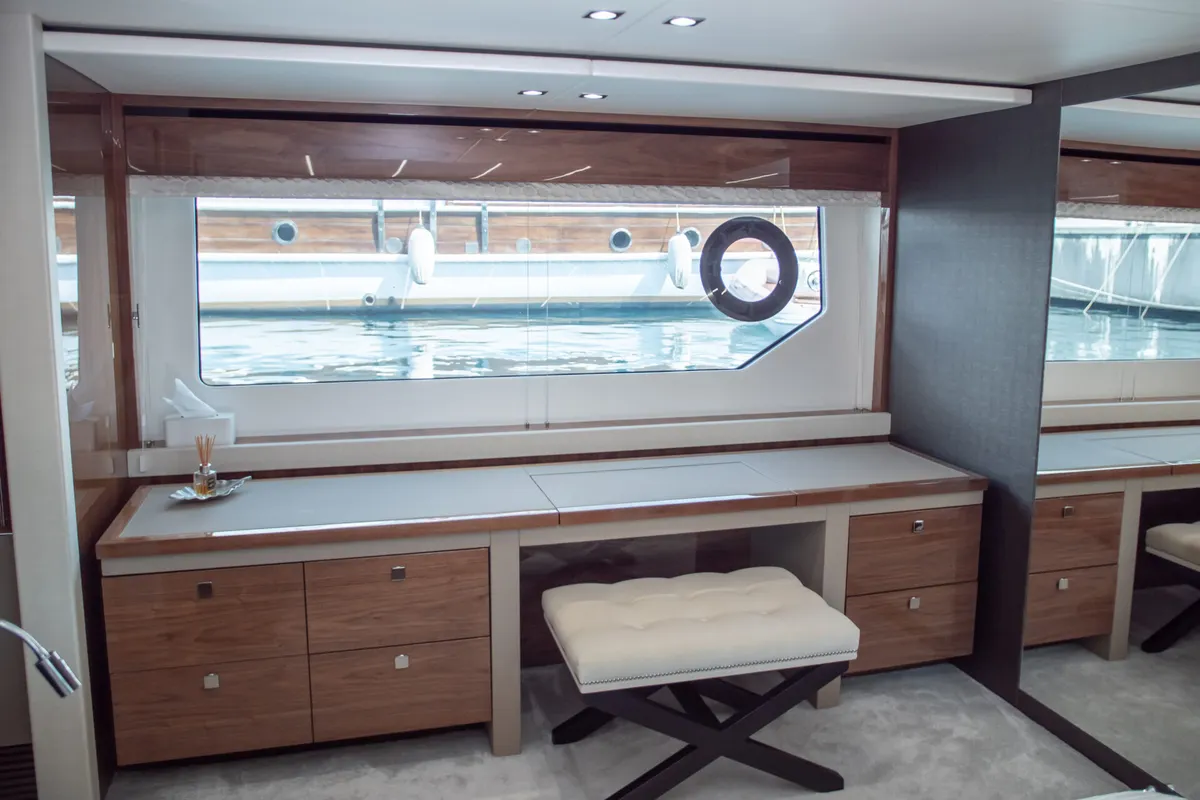 Sunseeker 76 — Interior photo 18