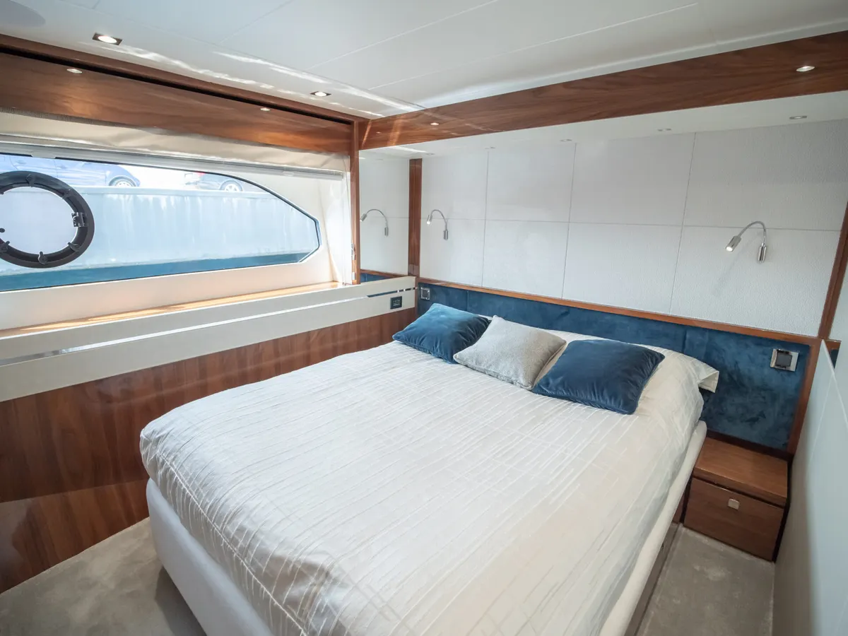 Sunseeker 76 — Interior photo 22