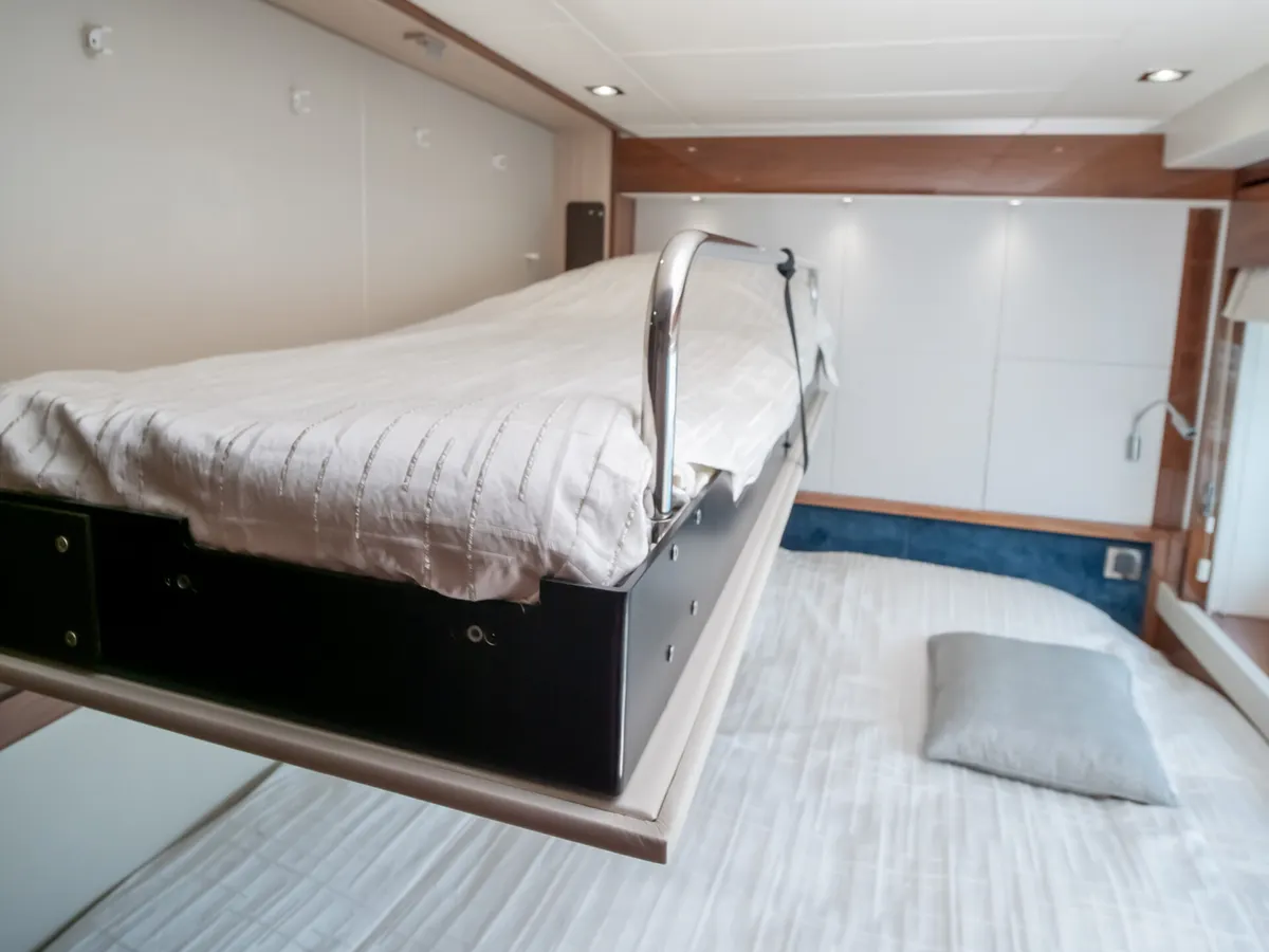 Sunseeker 76 — Interior photo 27