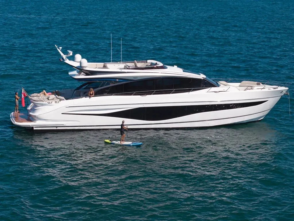 Princess S80 — Exterior photo 9