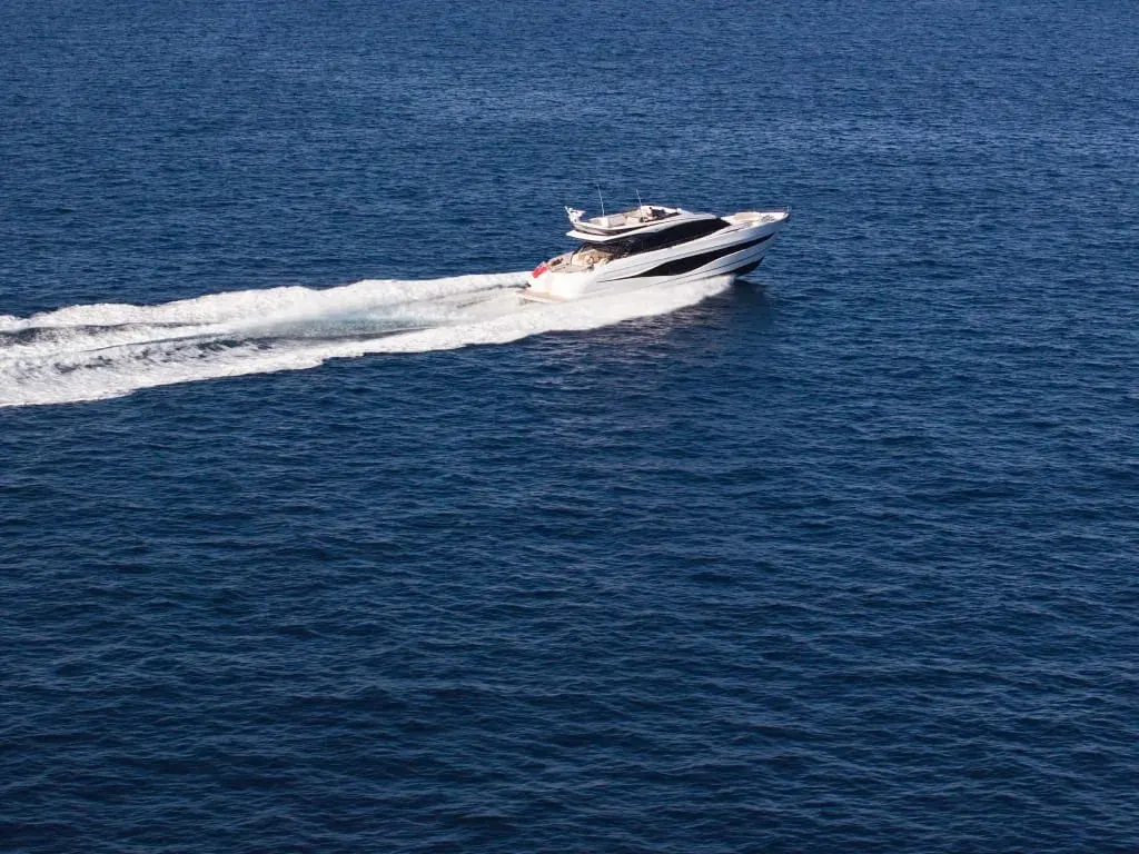 Princess S80 — Exterior photo 10