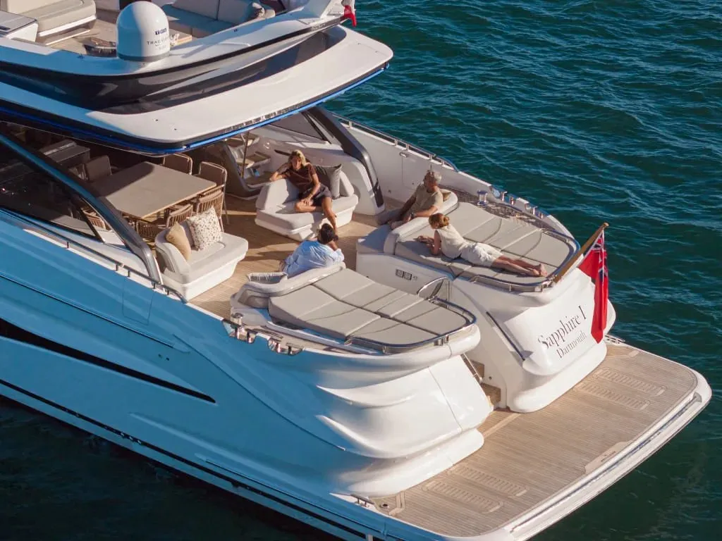 Princess S80 — Exterior photo 11