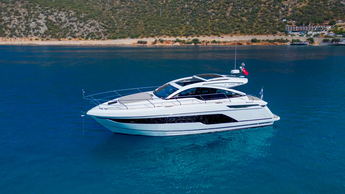 Angel Wings - Fairline Targa 45 GT