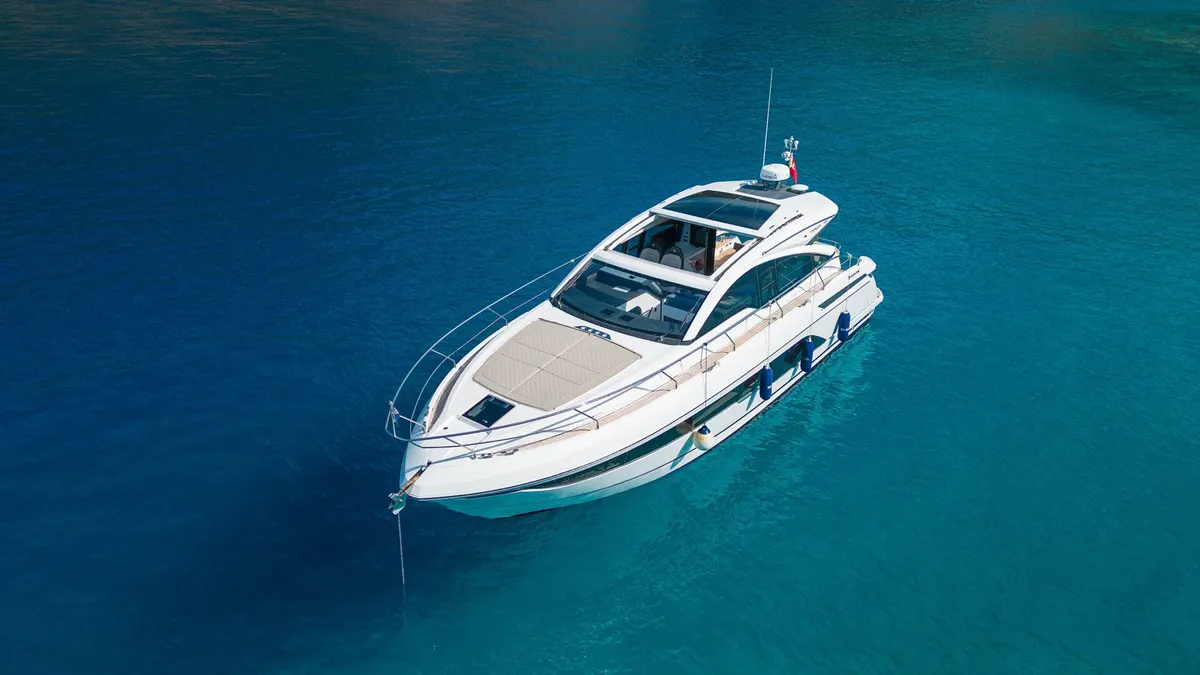 Angel Wings - Fairline Targa 45 GT — Exterior photo 4