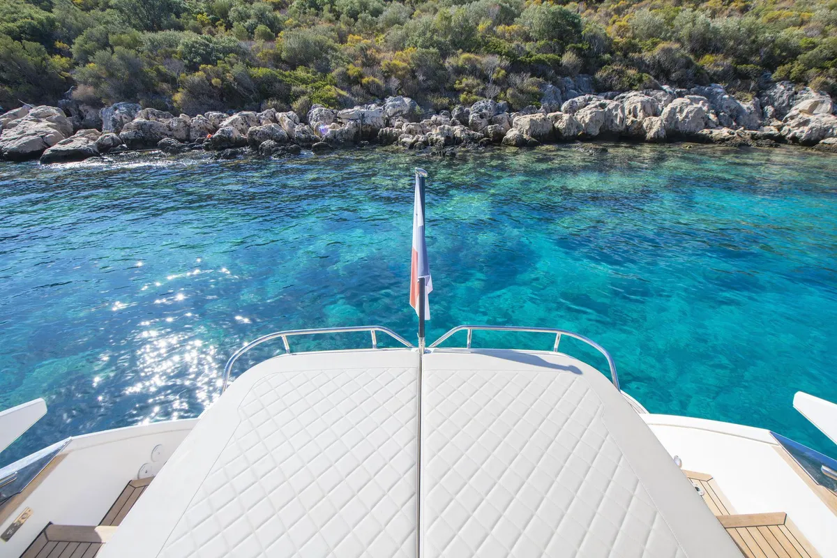 Angel Wings - Fairline Targa 45 GT — Interior photo 2