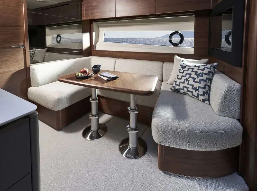 Princess V50 — Exterior photo 26