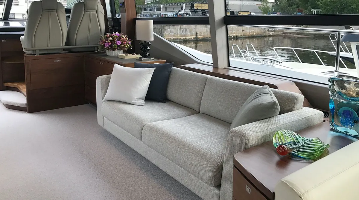 Princess 68 — Interior photo 10