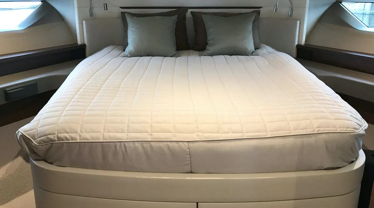 Princess 68 — Interior photo 17