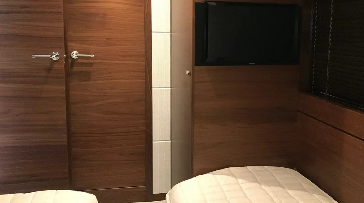 Princess 68 — Interior photo 21