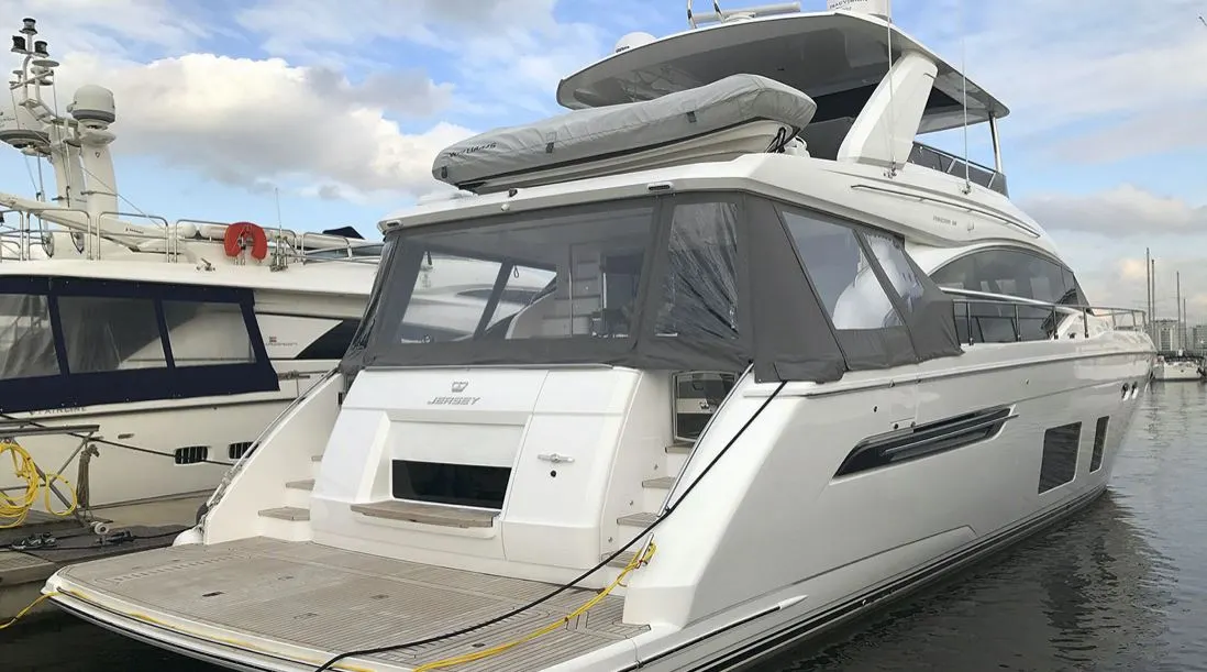 Princess 68 — Interior photo 30