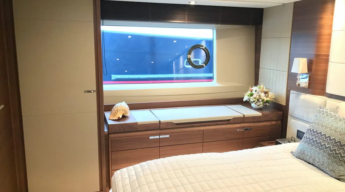 Princess 68 — Interior photo 25