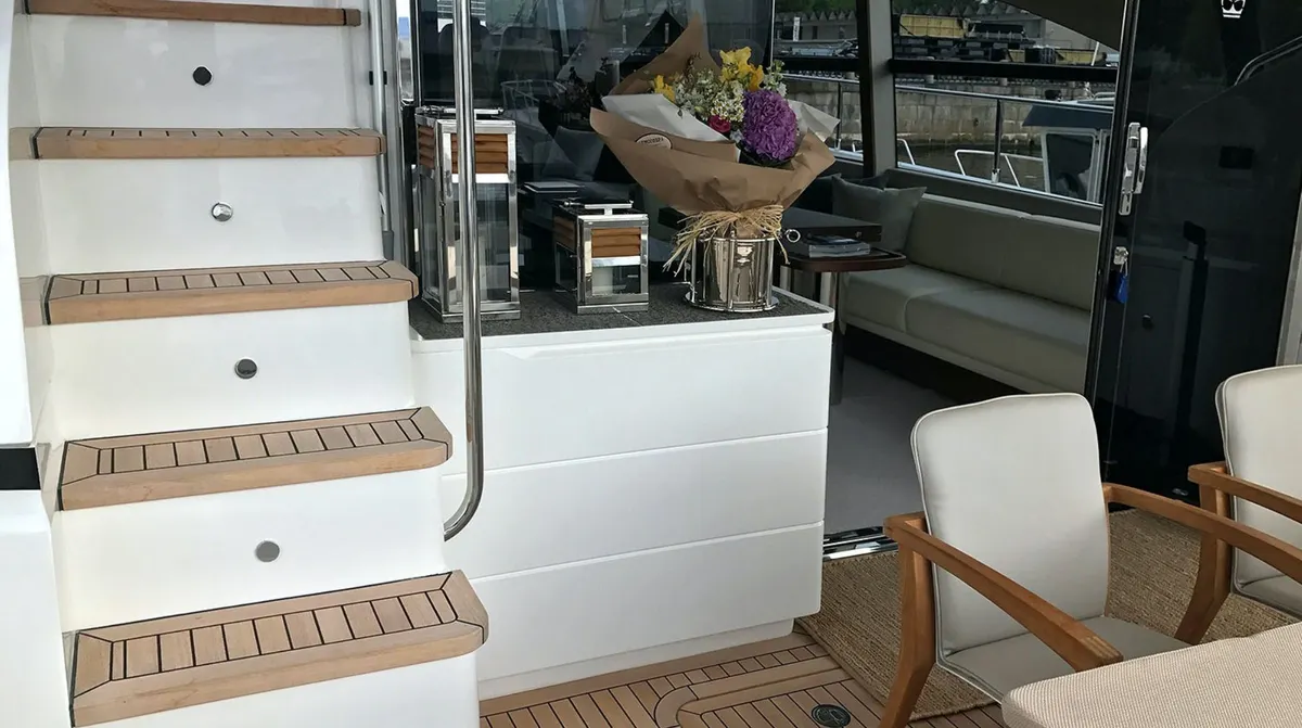 Princess 68 — Interior photo 34