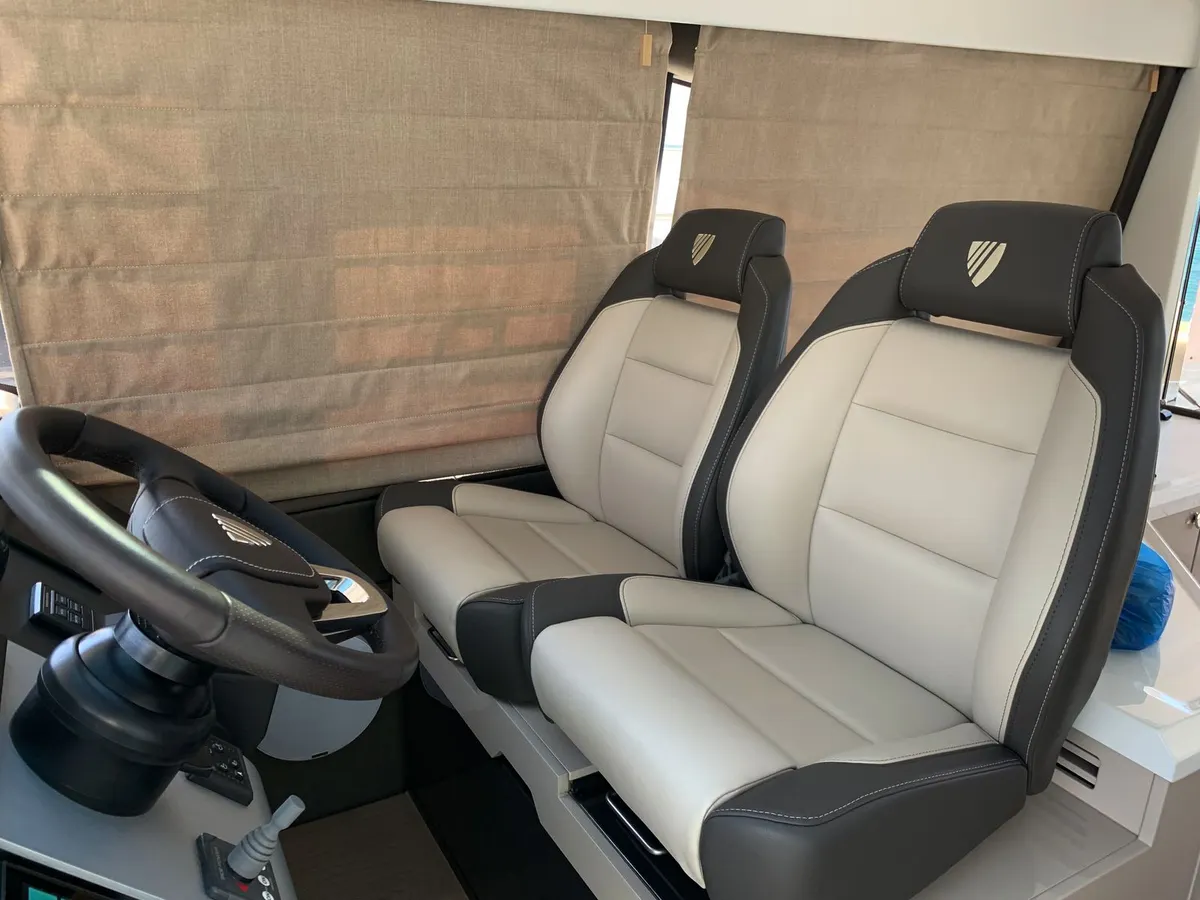 Fairline Targa 45 GT — Exterior photo 11