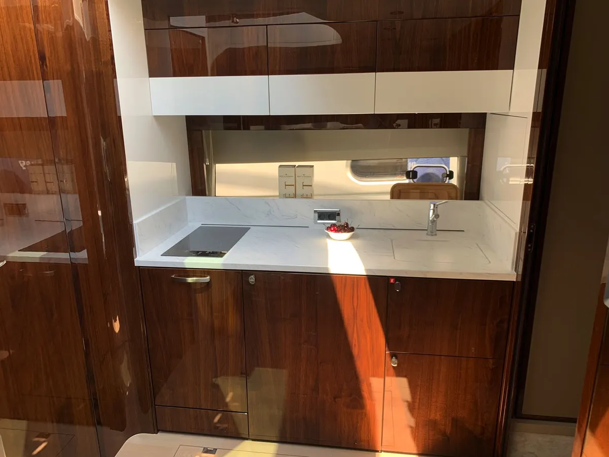 Fairline Targa 45 GT — Exterior photo 15