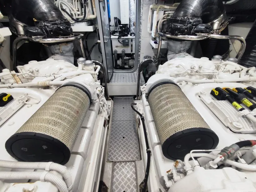 Princess 68 (017) — Interior photo 18