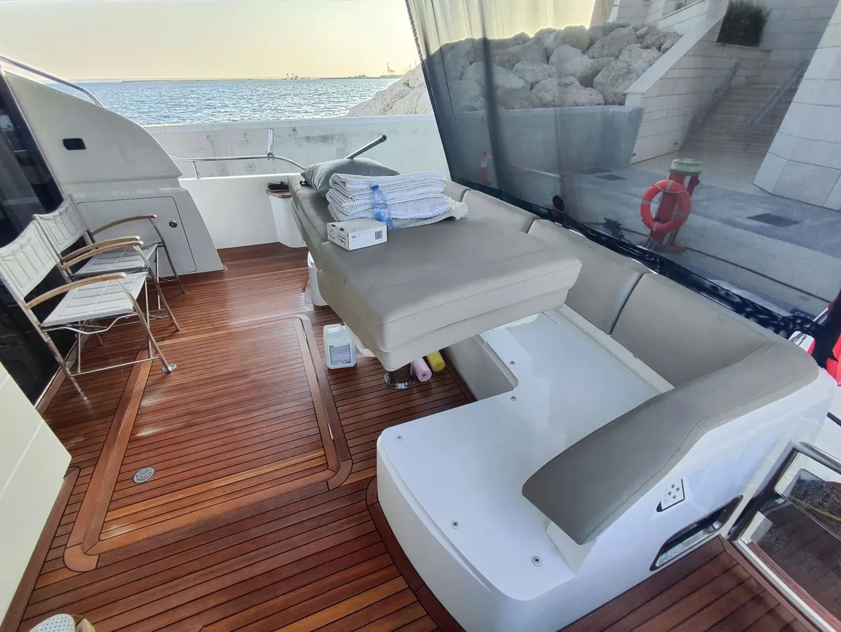 Princess 68 (017) — Exterior photo 7
