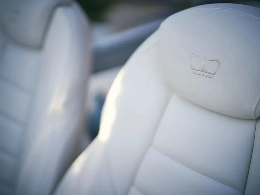 Princess V50 Open — Interior photo 5