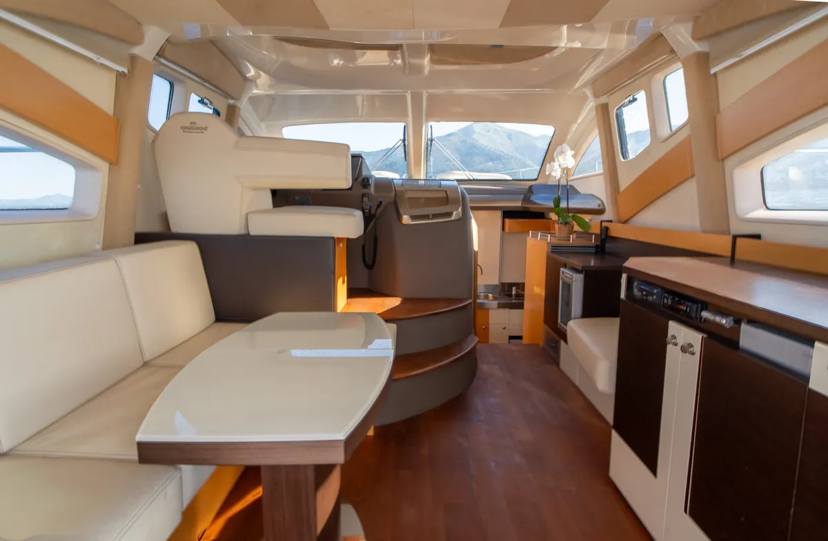 Solesta - Atlantique 43 — Interior photo 3