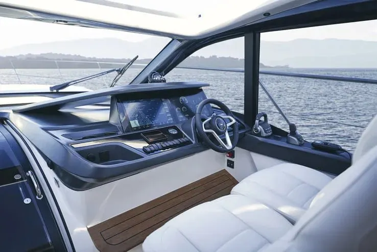 Princess V50 — Exterior photo 7