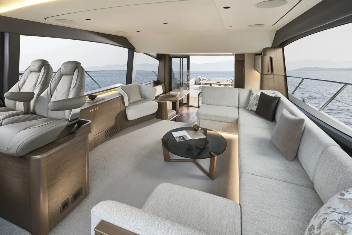 Princess F58 — Exterior photo 6