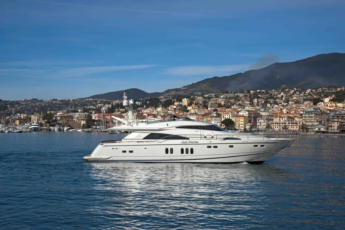 Fairline Squadron 74 Lady Marina — Exterior photo 5