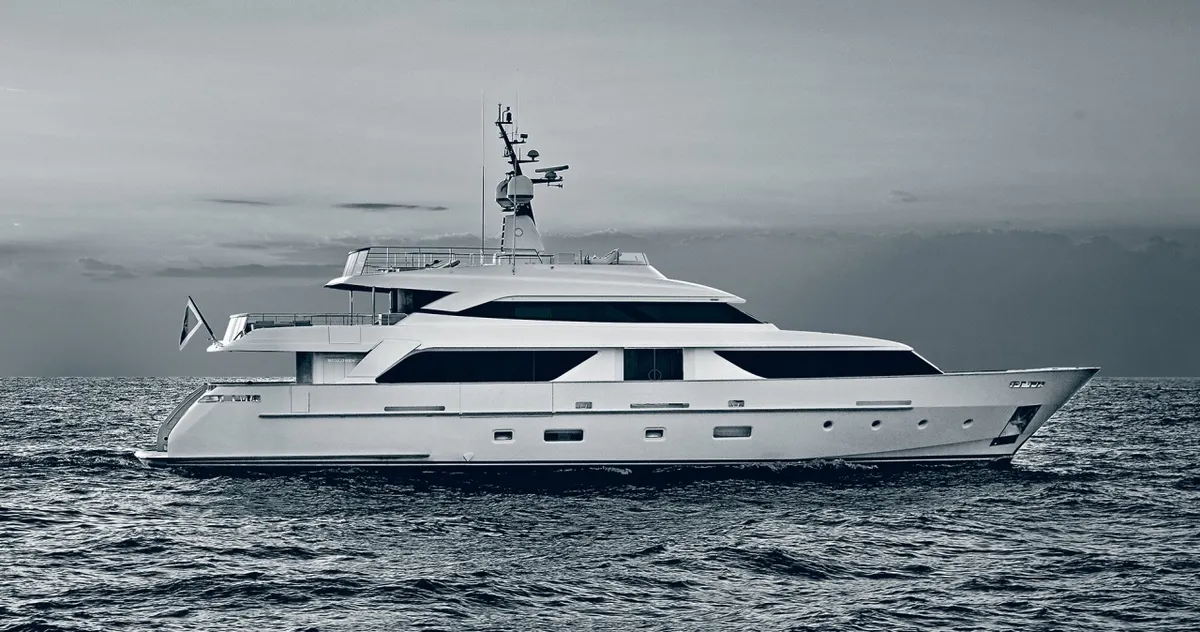 Sanlorenzo SD112 — Exterior photo 2
